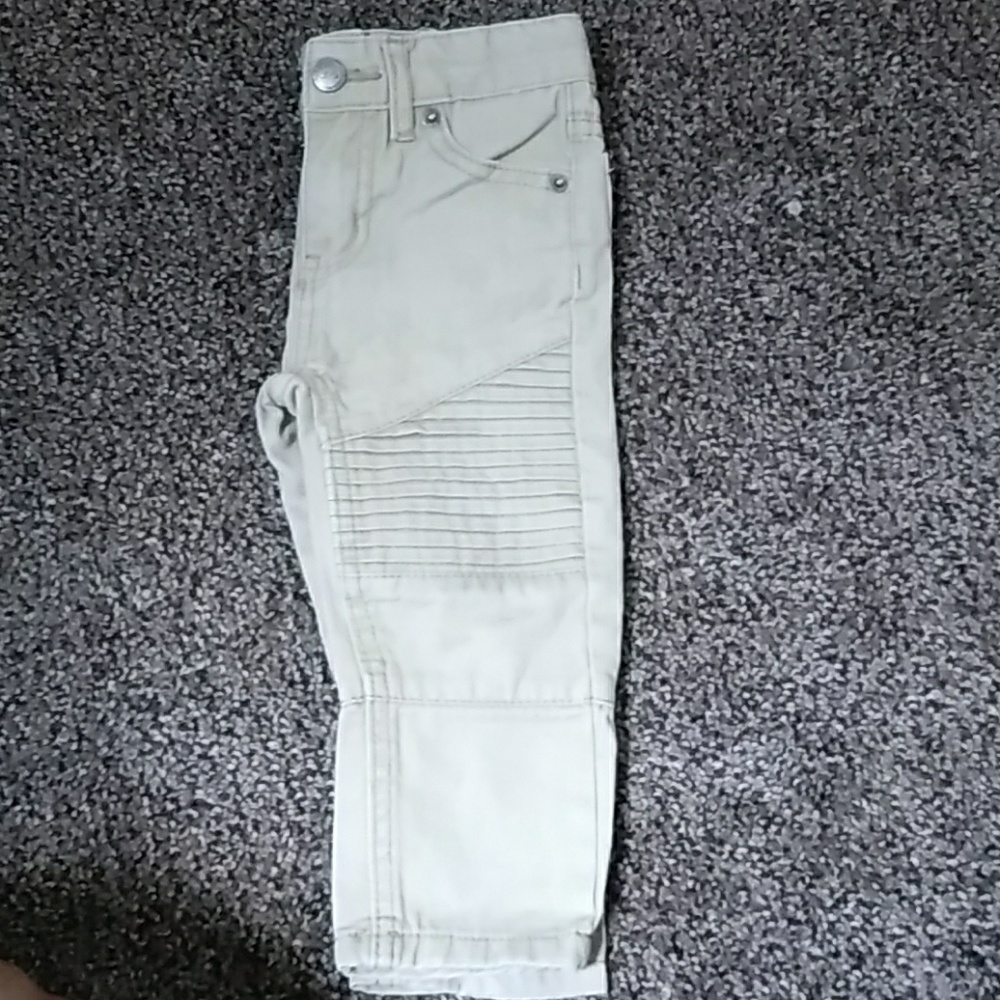 Khaki jeans